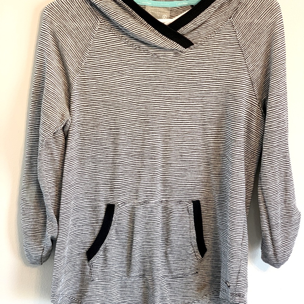 Black and white Calvin Klein dry fit sweater